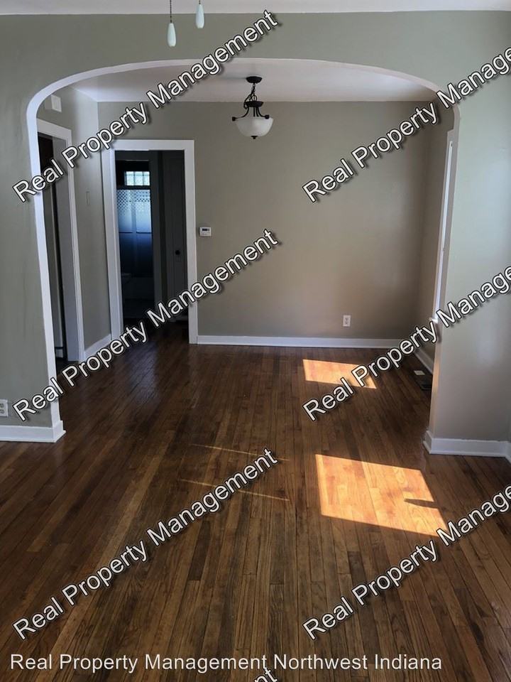 13131 Schneider Street - Photo 3 of 17