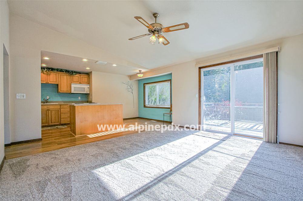 11744 Se Sunnycreek Ln. - Photo 3 of 17