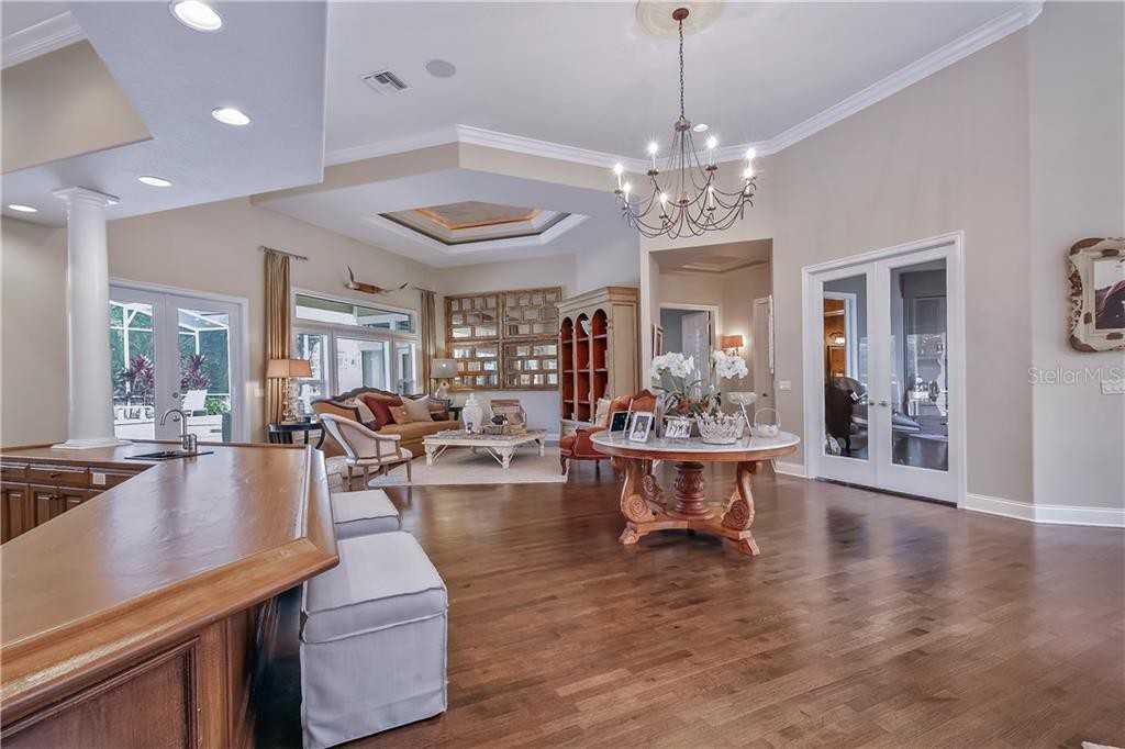 9037 Point Cypress Drive - Photo 3 of 21