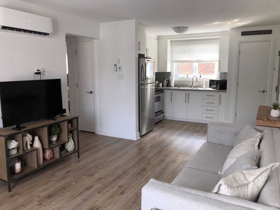 350 Tillbury Ave - Photo 2 of 8