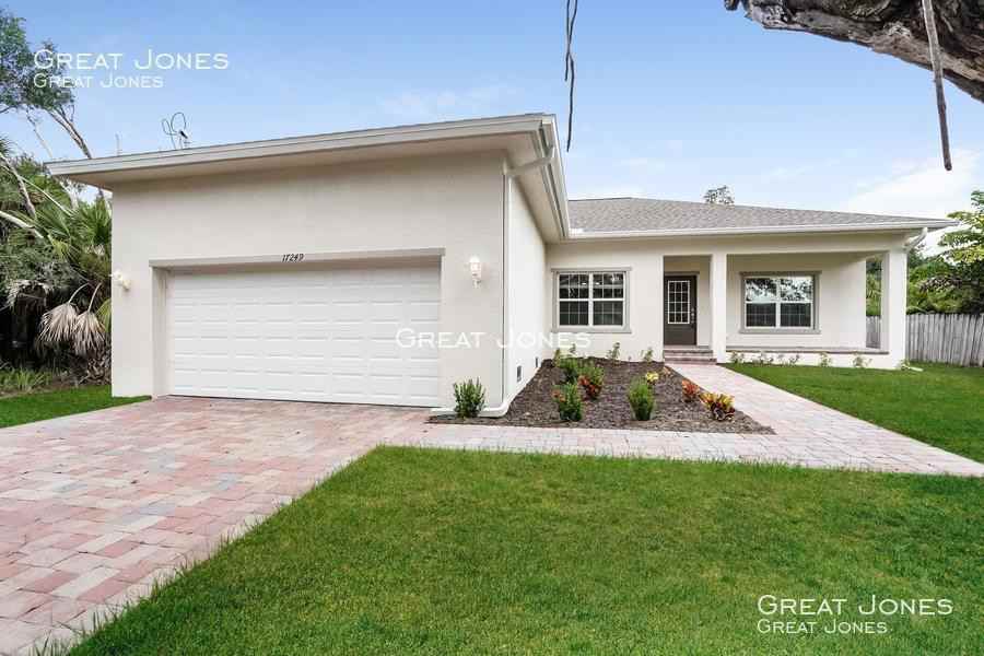 18463 Van Nuys Cir - Photo 2 of 16