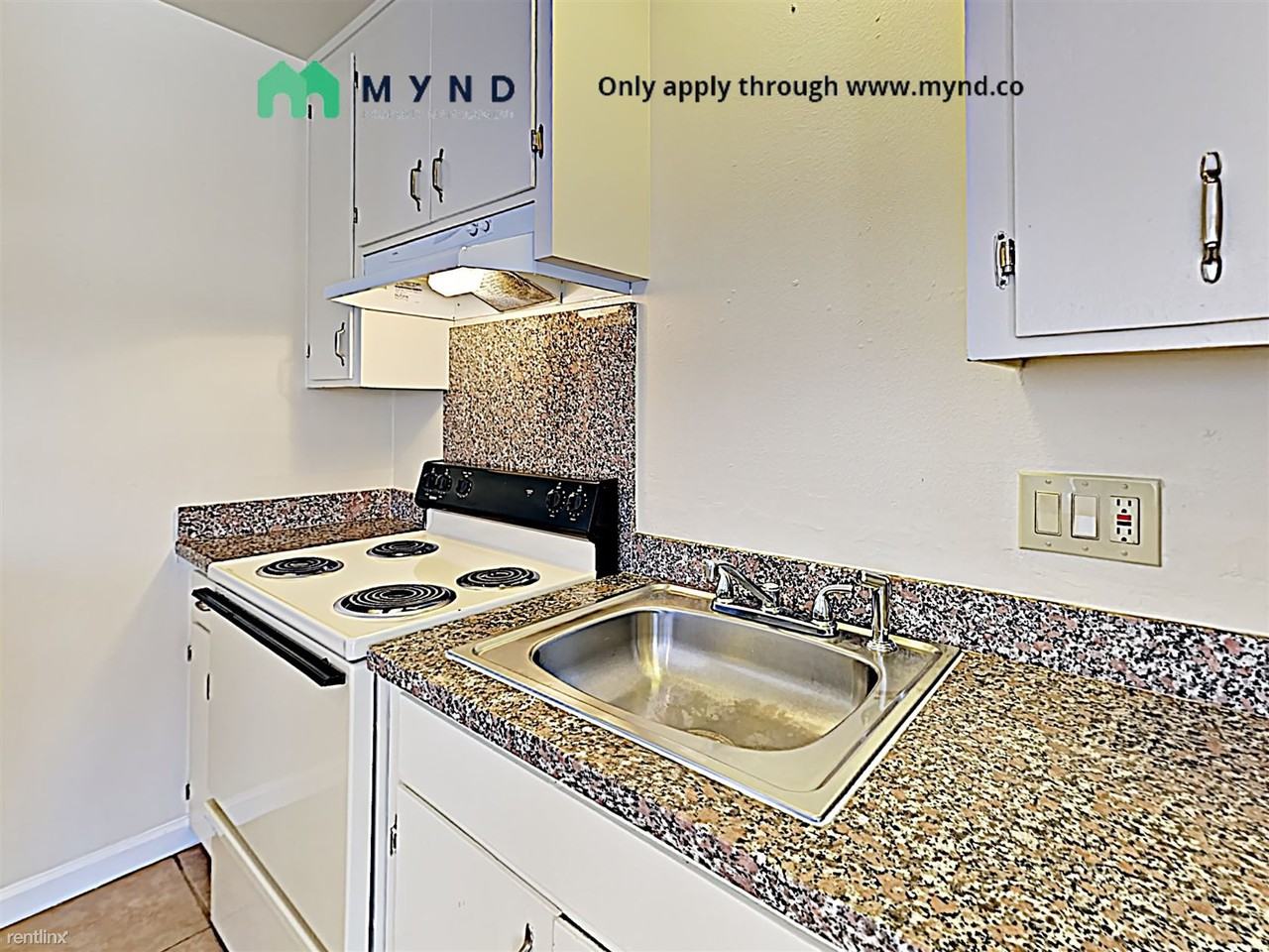 4047 Hamilton Ave - Photo 3 of 20