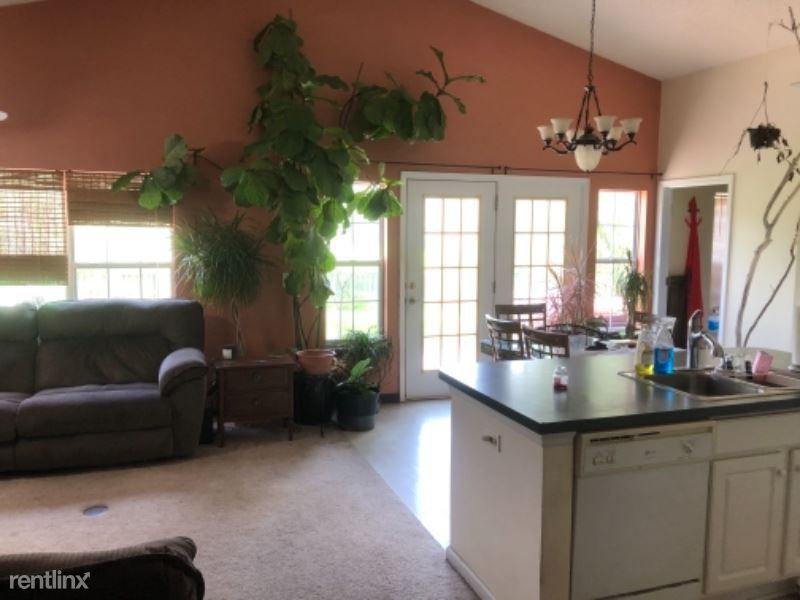 7172 Windmill Creek Rd - Photo 2 of 9