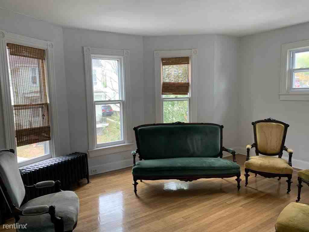 503 E 41st St #2 - Photo 3 of 18