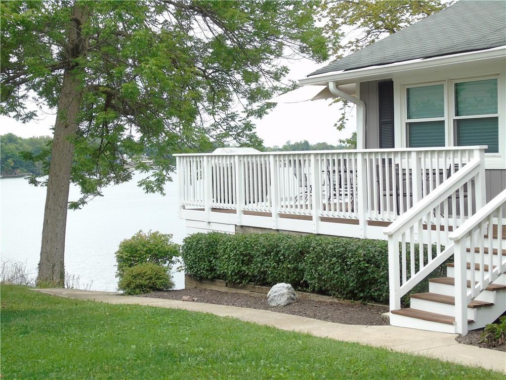 1380 Edgewater Court - Photo 3 of 21