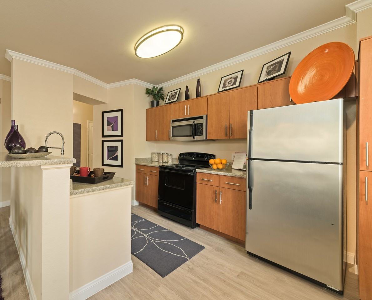 Avanti Apartments 10697 W Centennial Parkway, Las Vegas, NV 89166