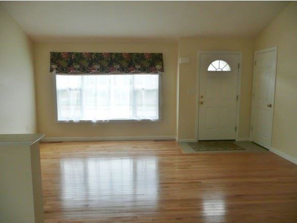 11 Cedar Crest Ln - Photo 3 of 16