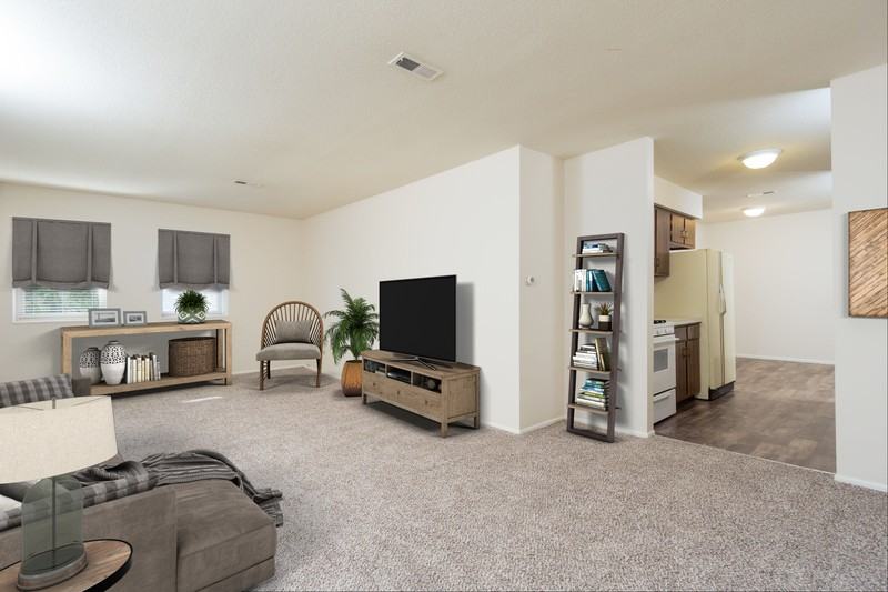 213 N Lincoln St - Photo 3 of 11