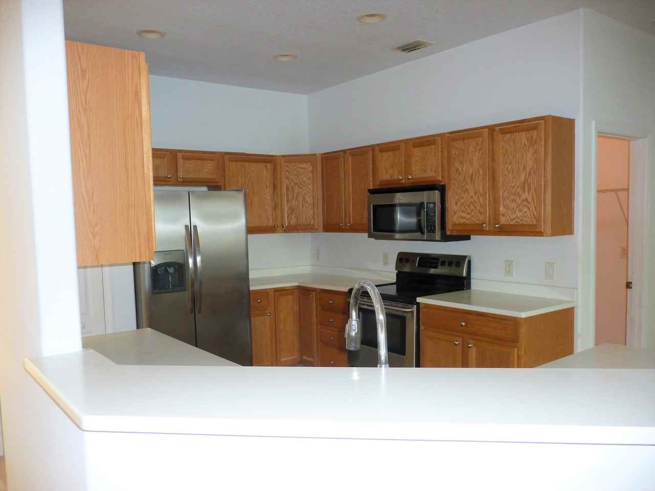 3203 Hawthorne Avenue - Photo 2 of 11