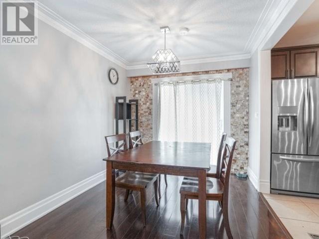 1043 Willowdale Avenue - Photo 3 of 16