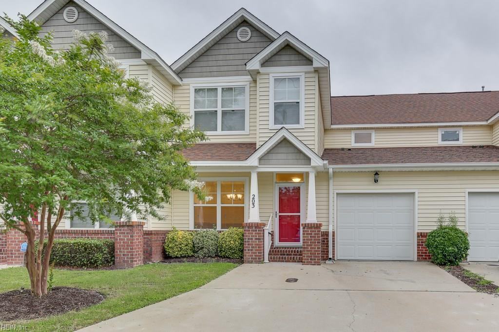 851 Norview Avenue 203 - Photo 2 of 37