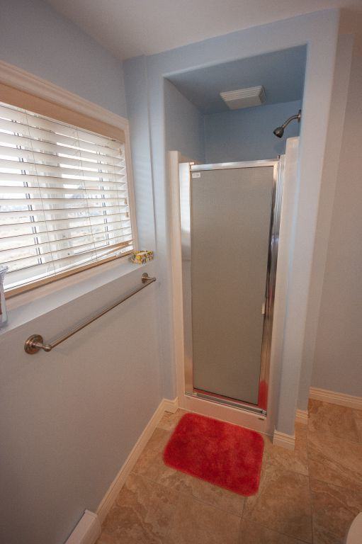 168 Signal Hill Rd – Elite Fully Furnished Apartment - Photo 3 of 11