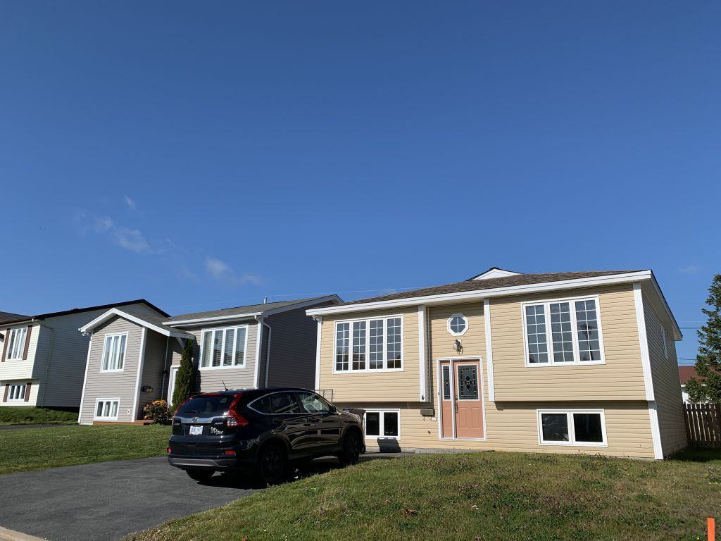 4 McGrath Crescent - Photo 2 of 27