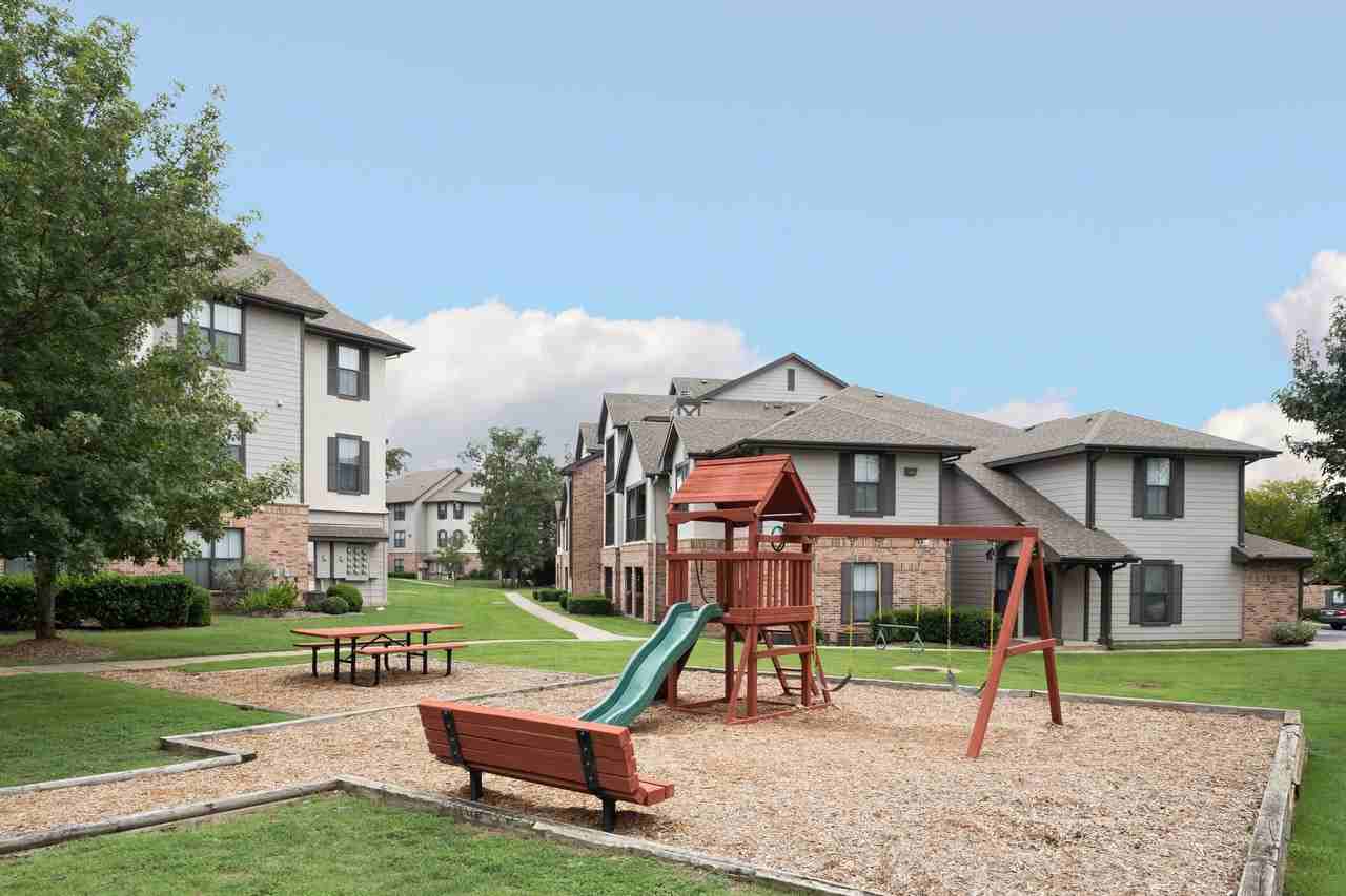 STONEBRIDGE AT THE RANCH - Photo 2 of 21