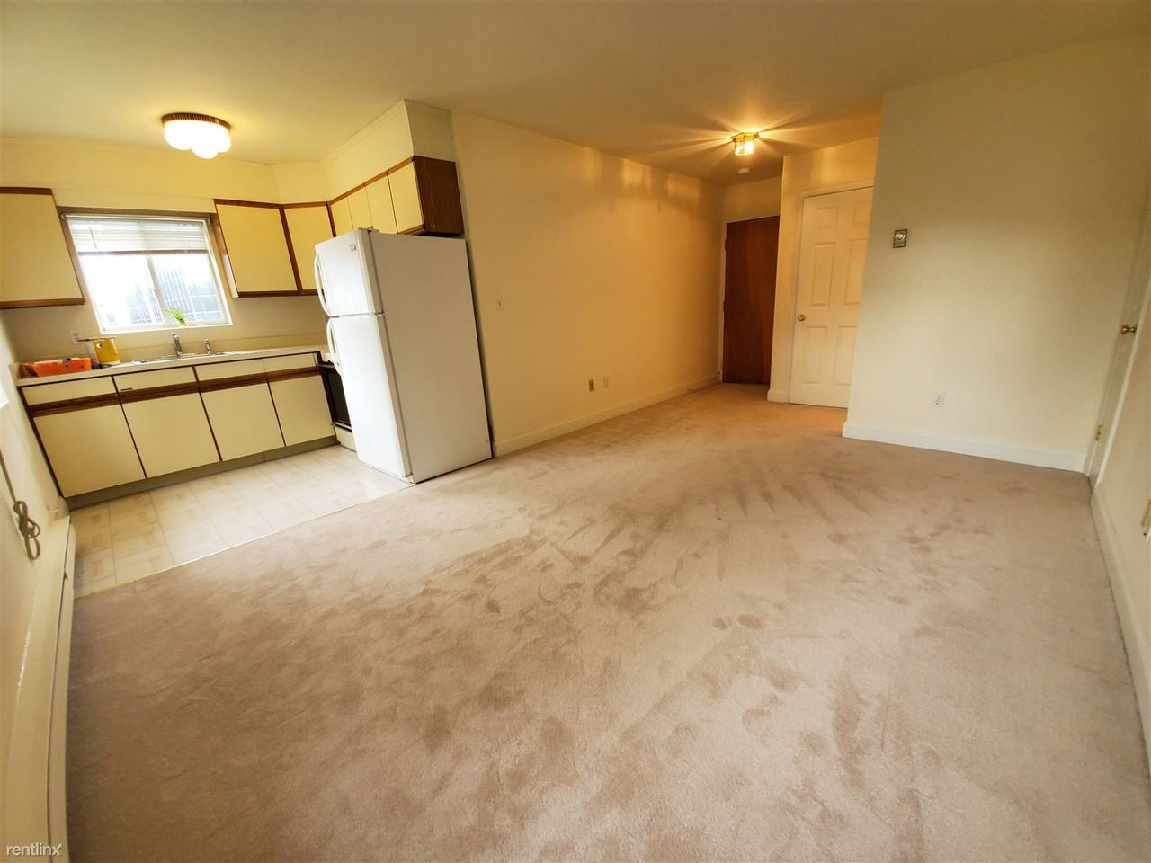 Oak St - Photo 2 of 4