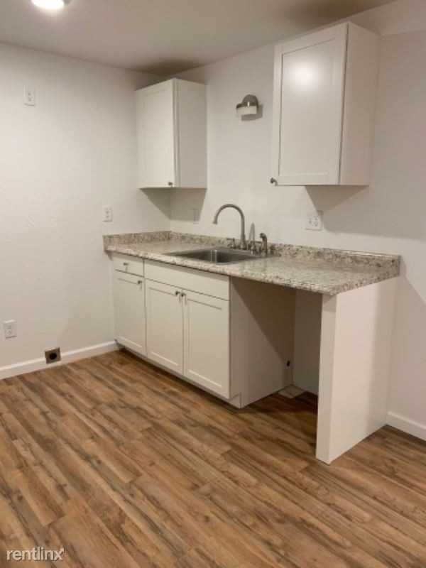 5610 Alabama Dr - Photo 2 of 9