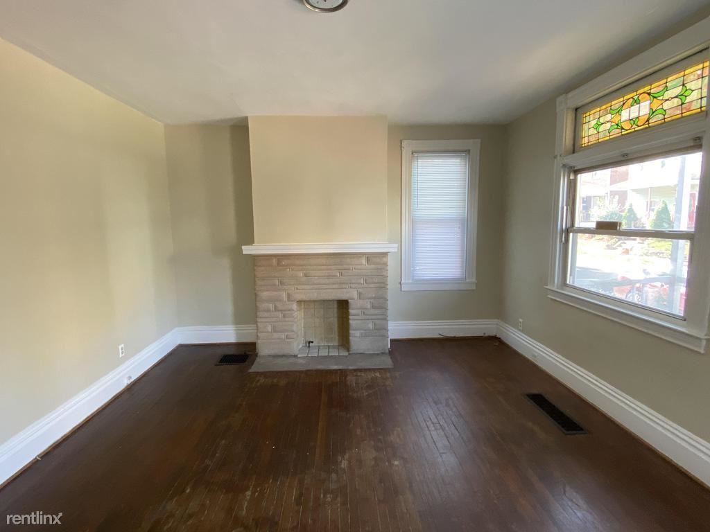 3012 Merwyn Ave - Photo 2 of 11