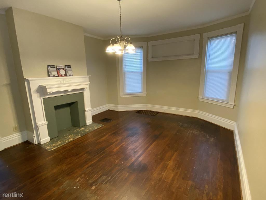 3012 Merwyn Ave - Photo 3 of 11