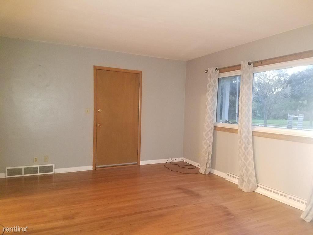 515 E Howard Avenue - Photo 3 of 17