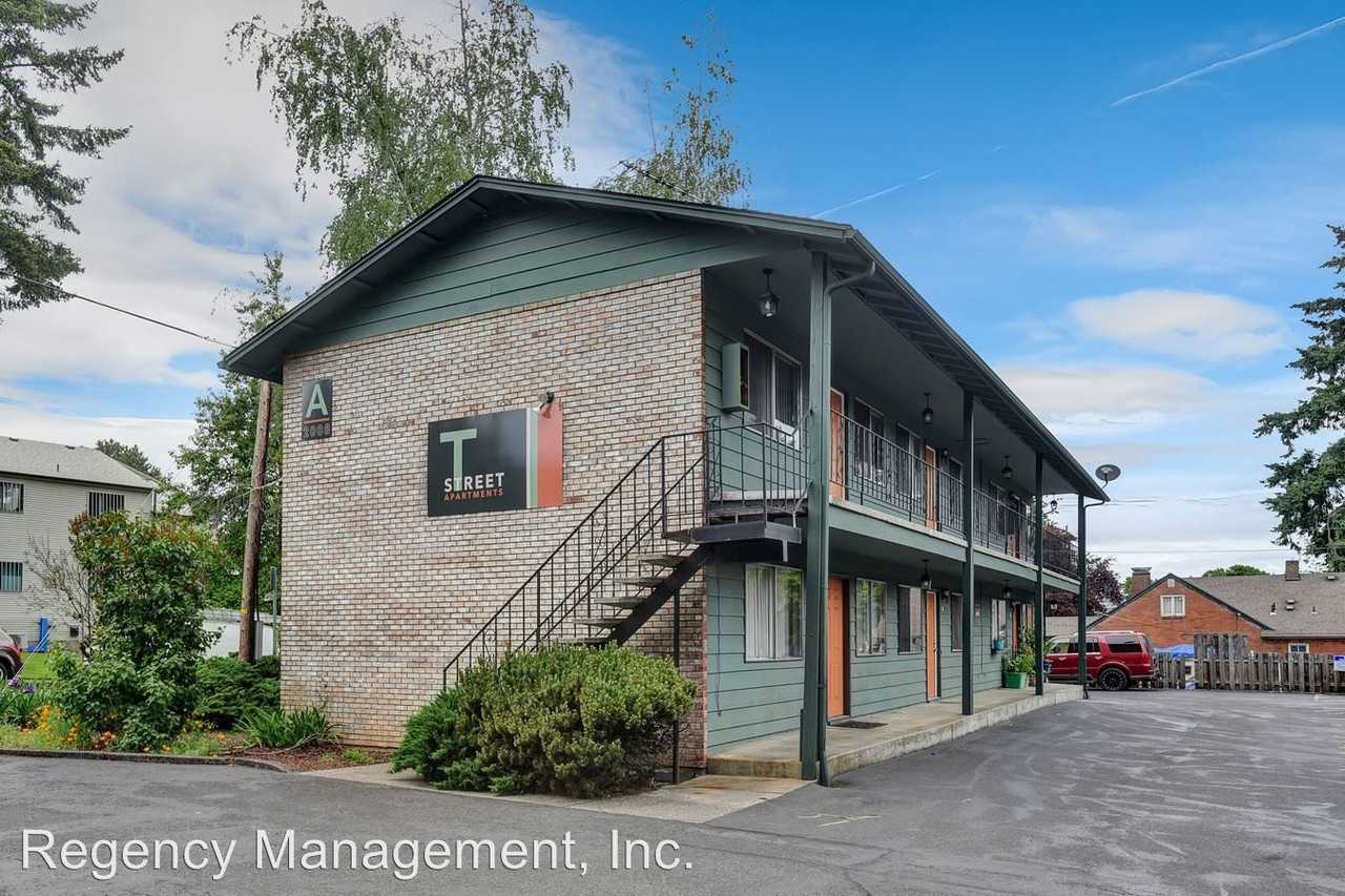 2008, 2010 E Fourth Plain Blvd Apartments 2008 2010 E Fou, Vancouver