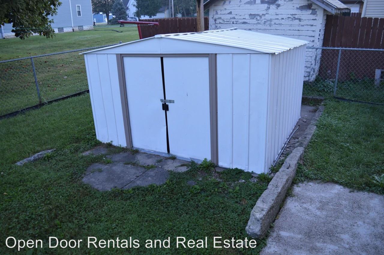 310 E King St - Photo 2 of 21