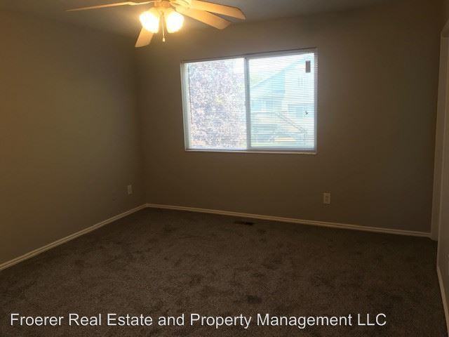2084 N 900 W - Photo 3 of 13
