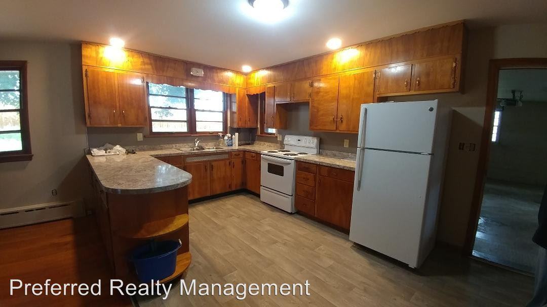 150 Stackstown Rd - Photo 3 of 13