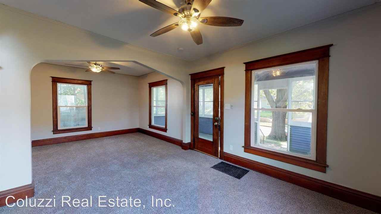 1515 12th Street - Photo 3 of 20