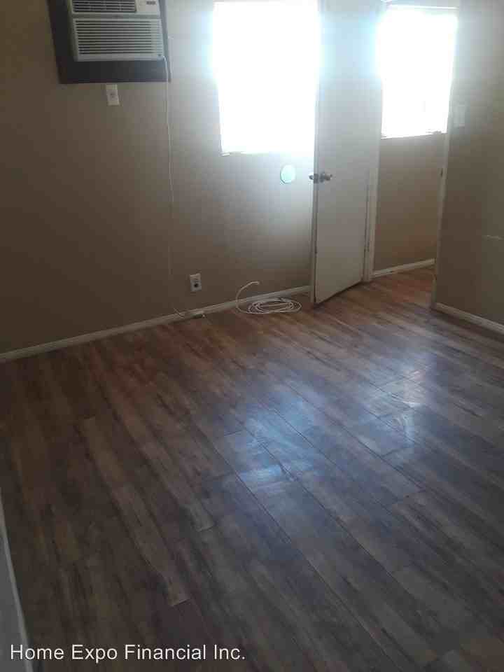 210 N. 2nd St. - Photo 3 of 7