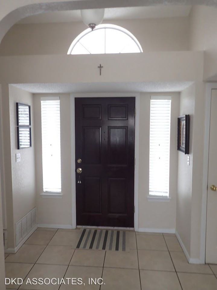 7420 Le Conte - Photo 2 of 20