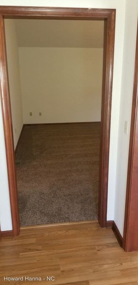 111 Poplar Circle - Photo 3 of 28