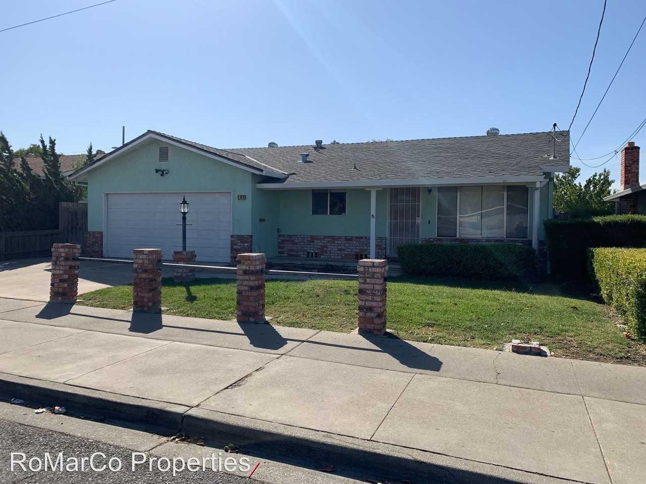 709 Putnam St, Antioch, CA 94509 2 Bedroom House for Rent for 1,995