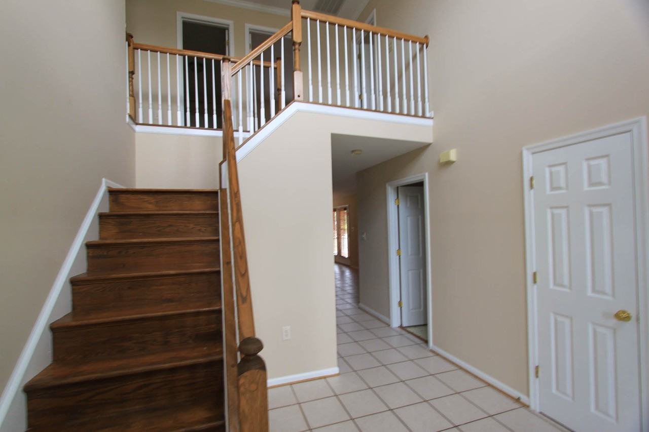 131 Cypress Point Dr - Photo 3 of 20