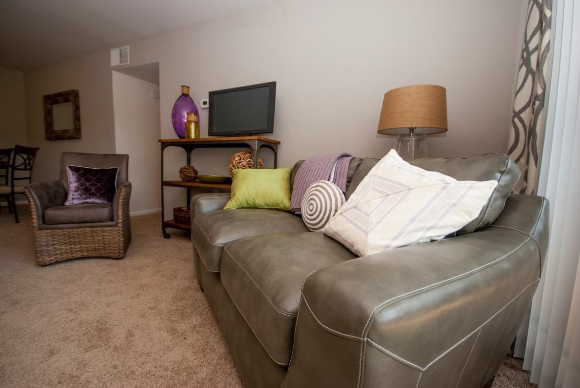 The Crest Apartments - Photo 5 of 10