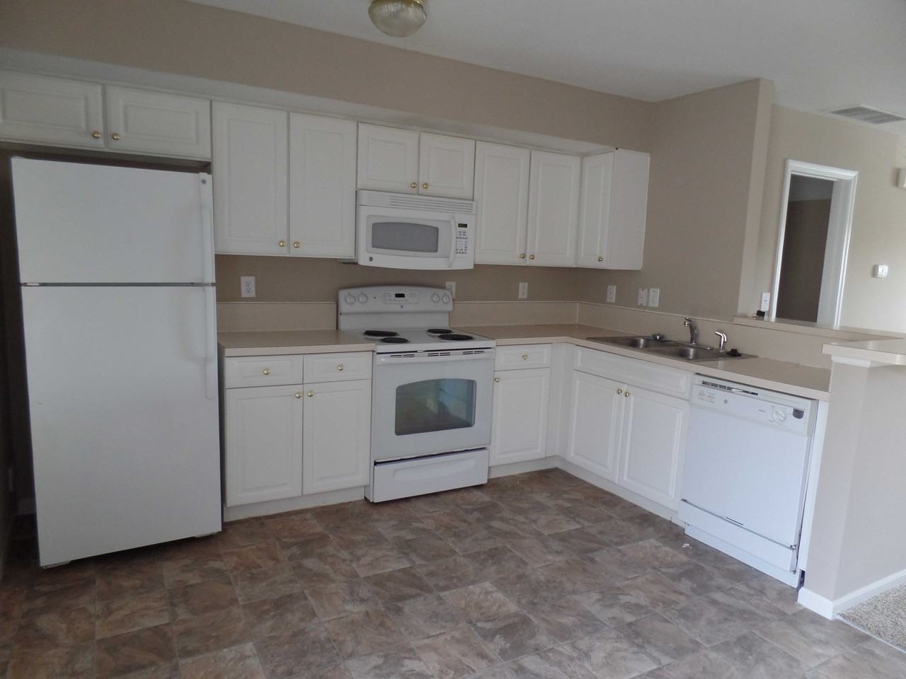 8289 Annandale Ln - Photo 2 of 23