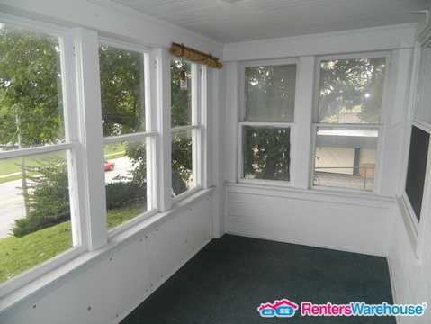 1718 2nd Ave - Photo 2 of 21