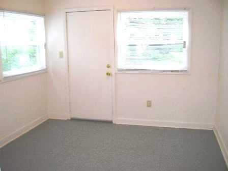 3118 Dumesnil St - Photo 2 of 10