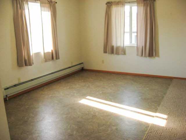 501 Woodland Ave - Photo 2 of 7