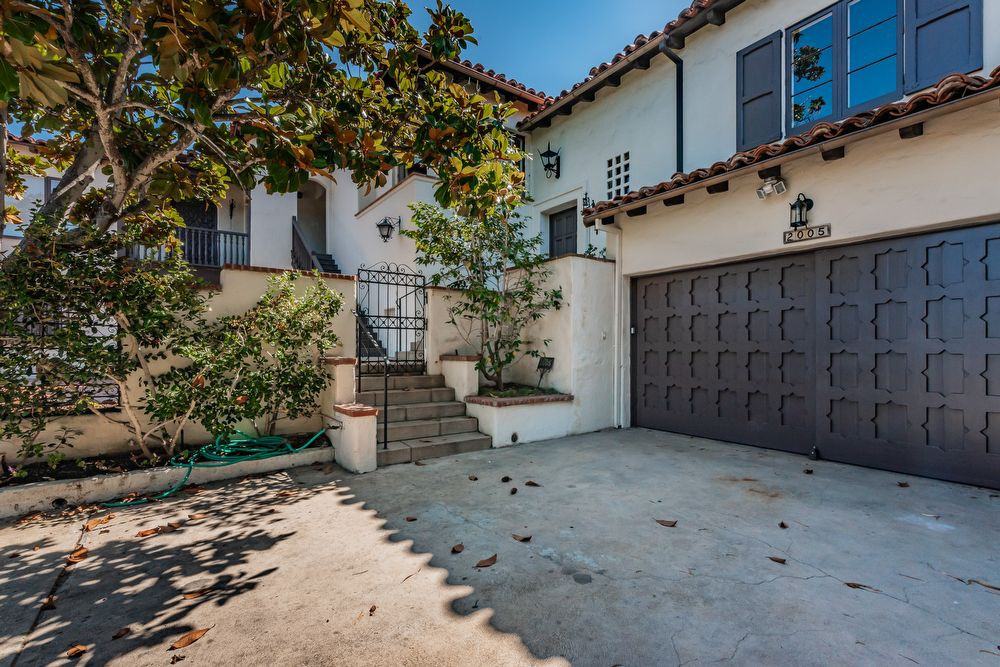 2005 Soledad Ave - Photo 2 of 50