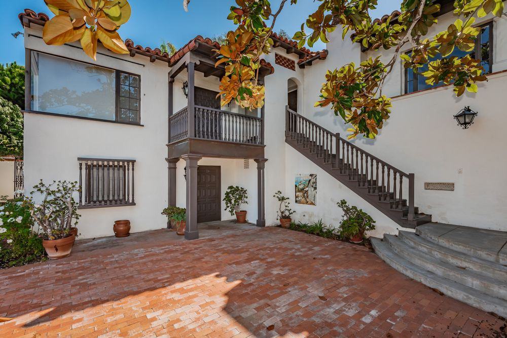 2005 Soledad Ave - Photo 3 of 50