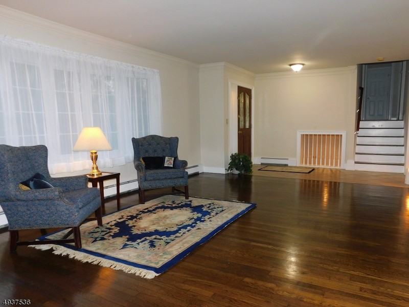 390 Mine Rd - Photo 2 of 9