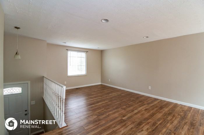 4504 Lunenburg Drive - Photo 2 of 15