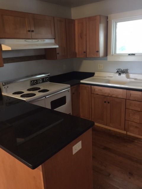 6945 Burkitt Rd - Photo 5 of 14