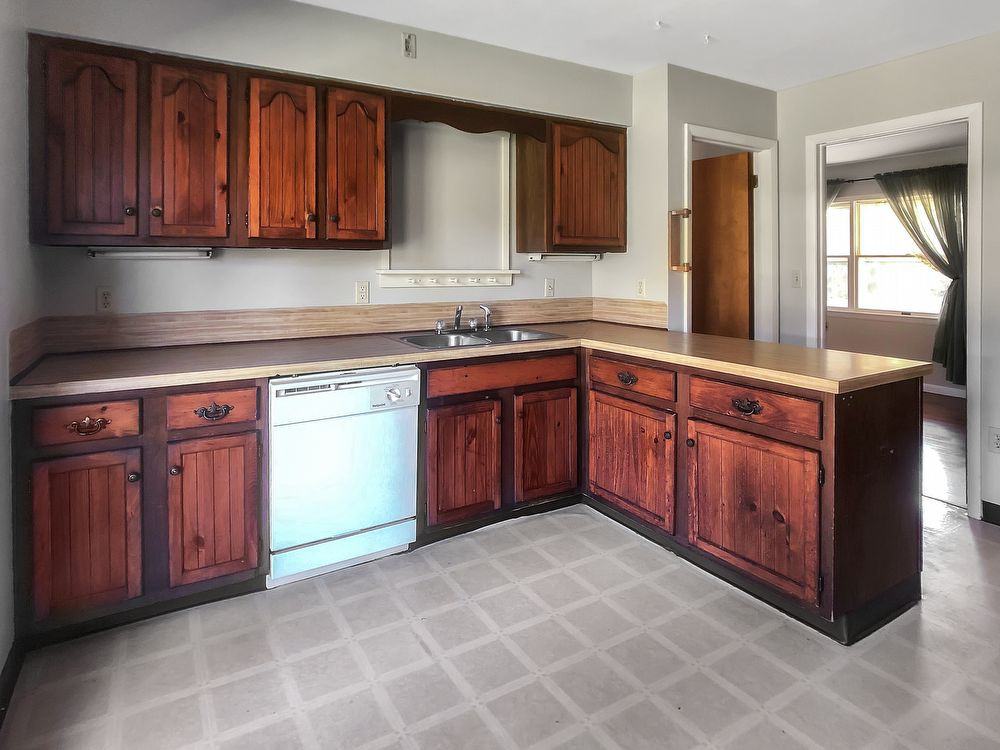 445 Main Street - Photo 2 of 27