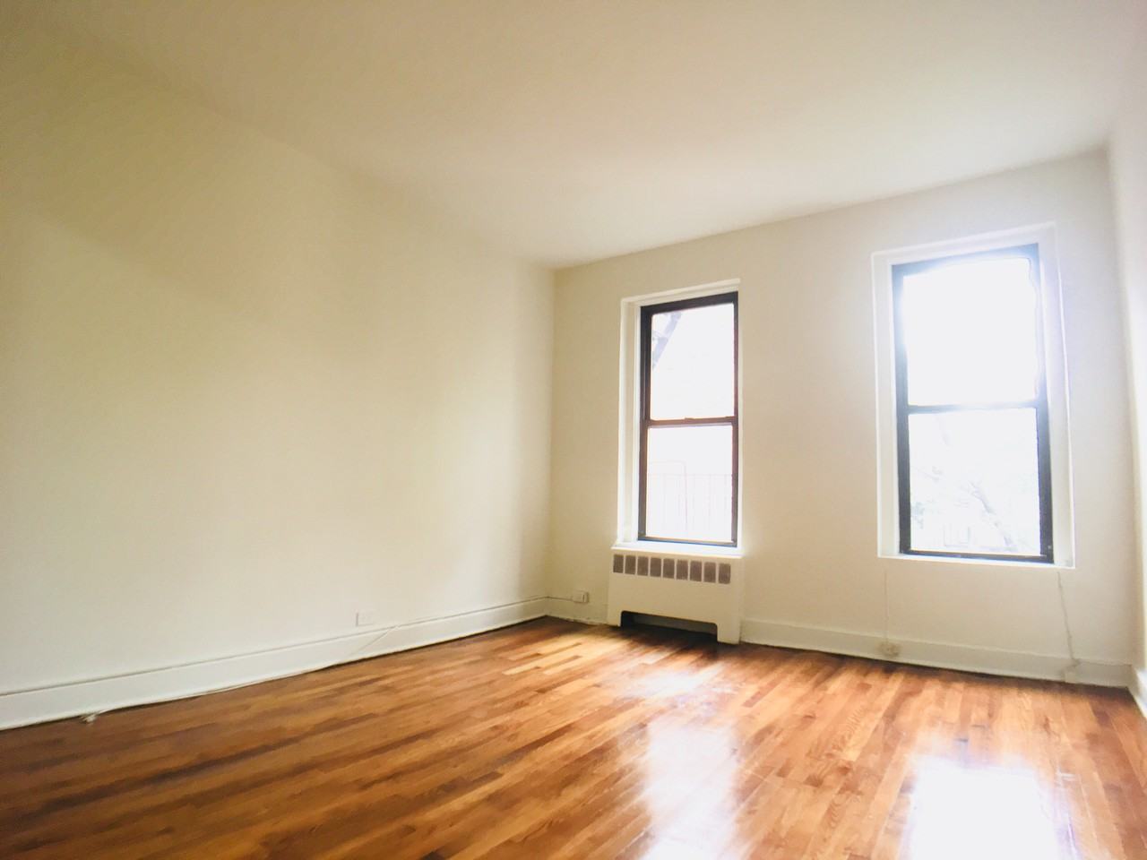 York Ave & E 81st St #4c