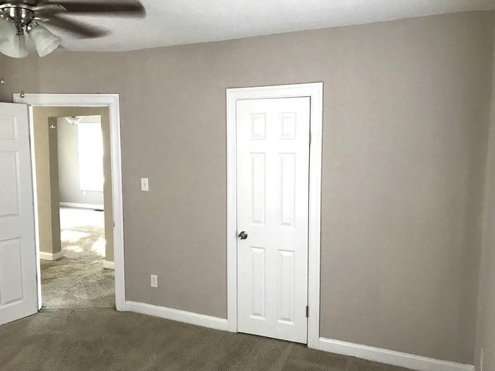 342 Fort Worth Avenue - Photo 3 of 16