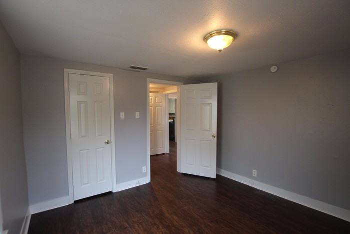 1221 Francis Ave. - Photo 3 of 19