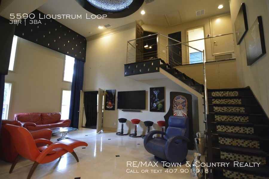 5590 Ligustrum Loop - Photo 2 of 21