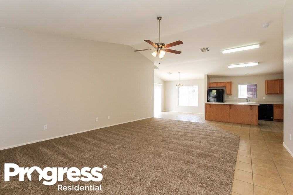 12741 W Sweetwater Ave - Photo 3 of 15