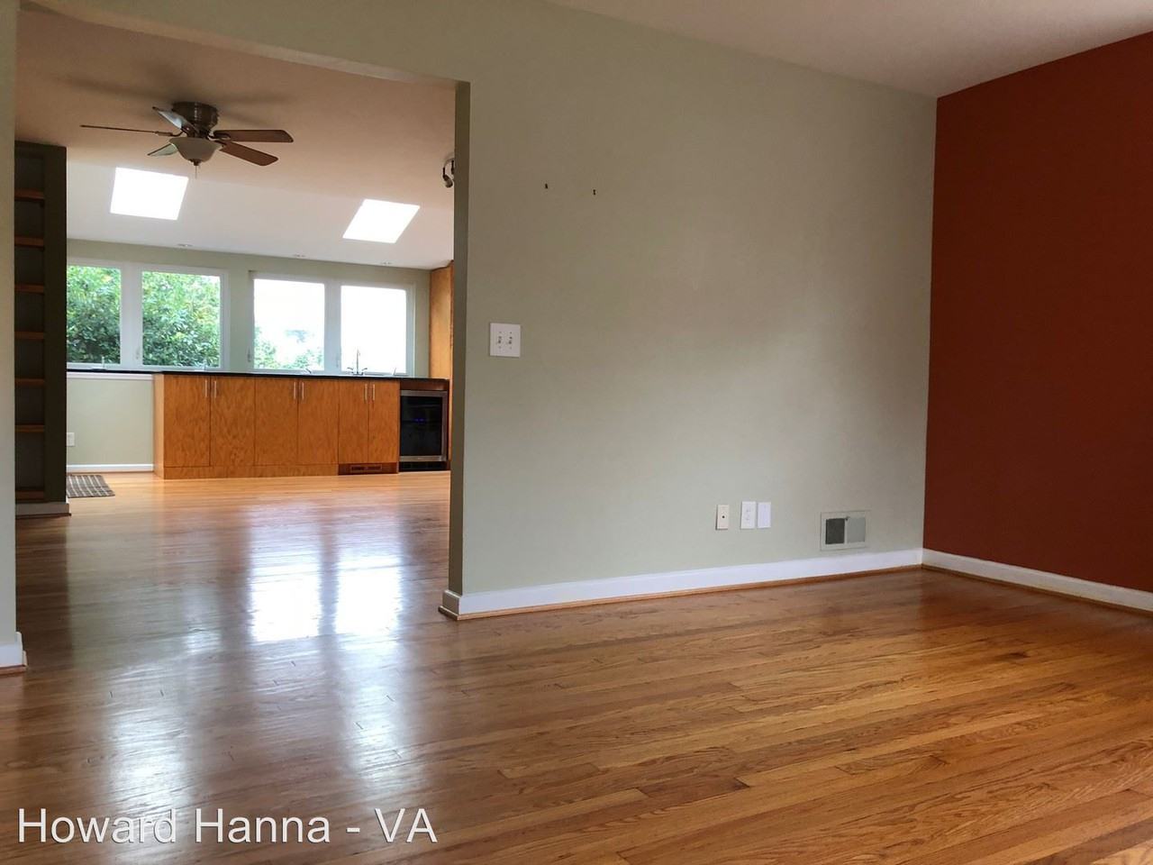 529 Roland Drive - Photo 2 of 24
